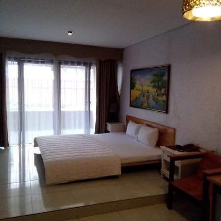Khach San Thuong Mai Yen Thinh Bagian luar foto
