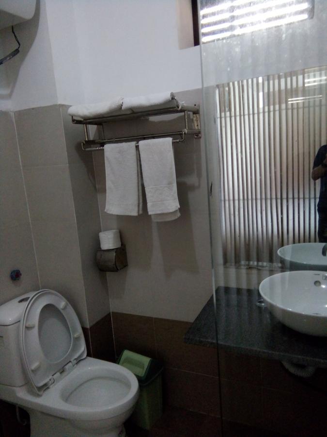 Khach San Thuong Mai Yen Thinh Bagian luar foto