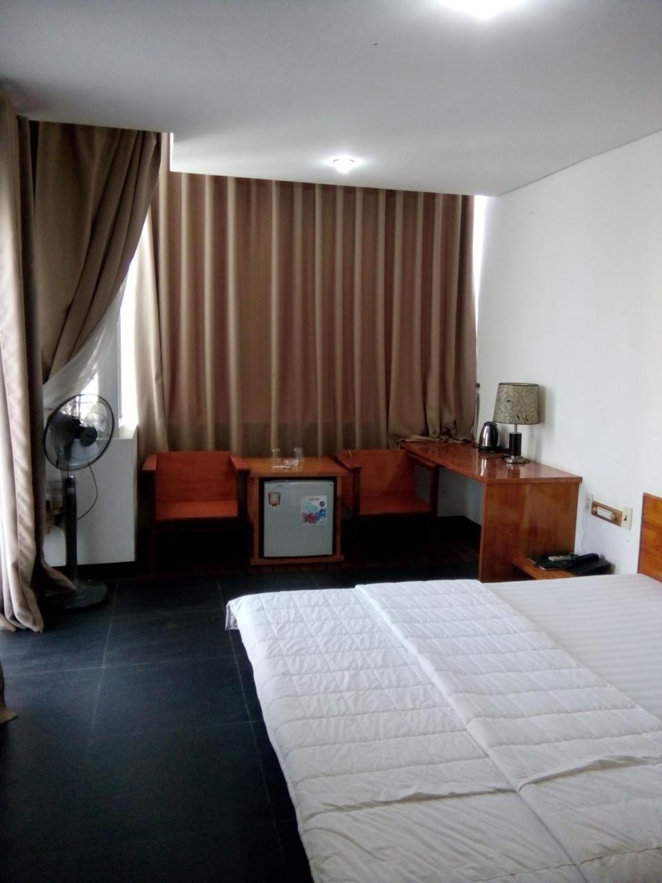 Khach San Thuong Mai Yen Thinh Bagian luar foto