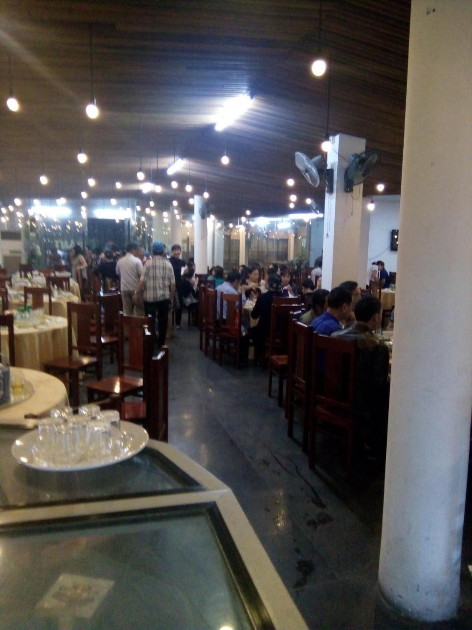 Khach San Thuong Mai Yen Thinh Bagian luar foto
